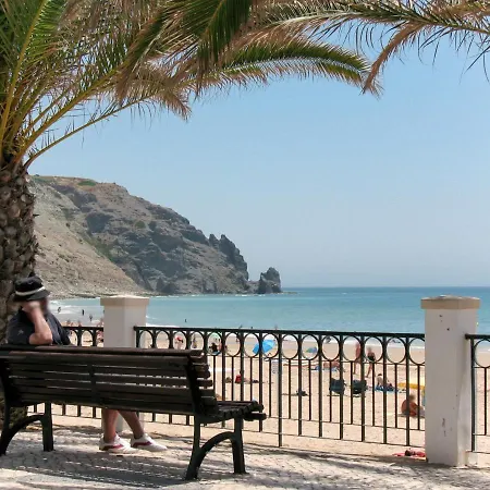 Holiday Rua 5 De Outubro *