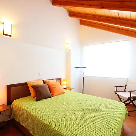 Rua 5 De Outubro By Interhome ラゴス