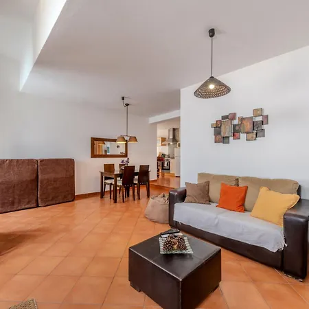 Rua 5 De Outubro By Interhome * 라고스